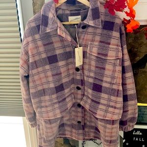 NWT Universal Thread size small Shacket in lavender plaid.